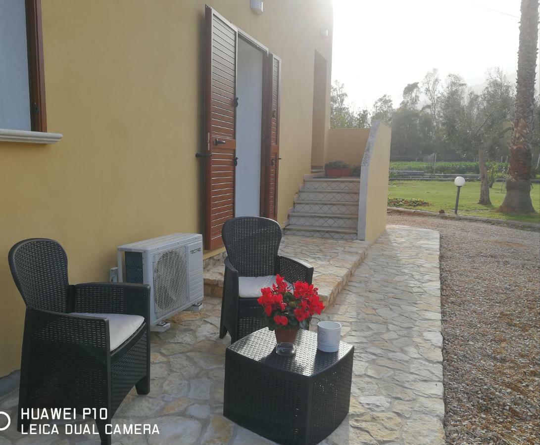 B&B Fiori Di Pesco Fertilia Dış mekan fotoğraf