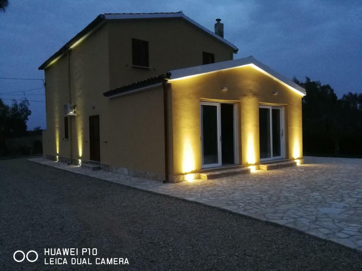 B&B Fiori Di Pesco Fertilia Dış mekan fotoğraf
