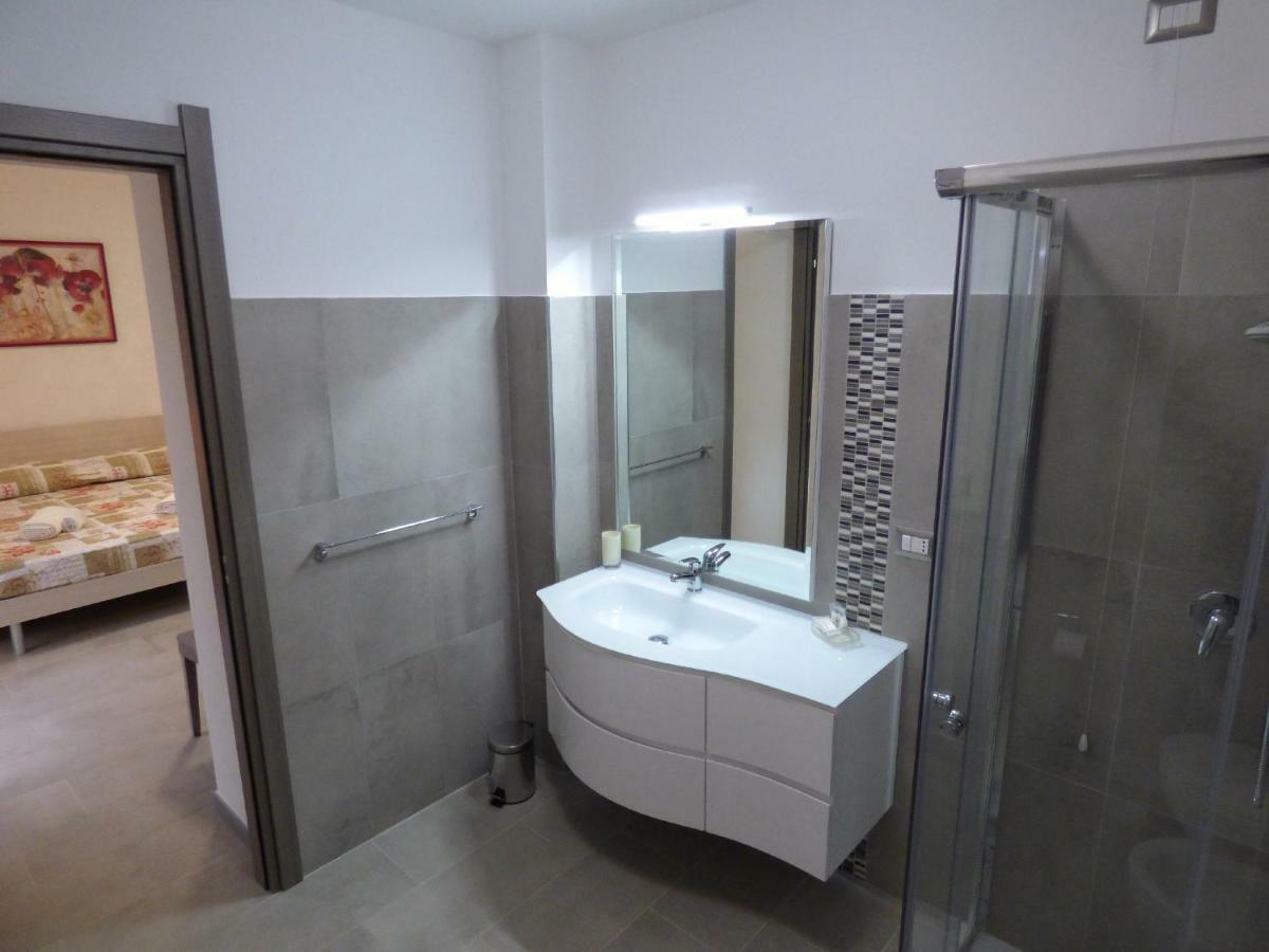 B&B Fiori Di Pesco Fertilia Dış mekan fotoğraf