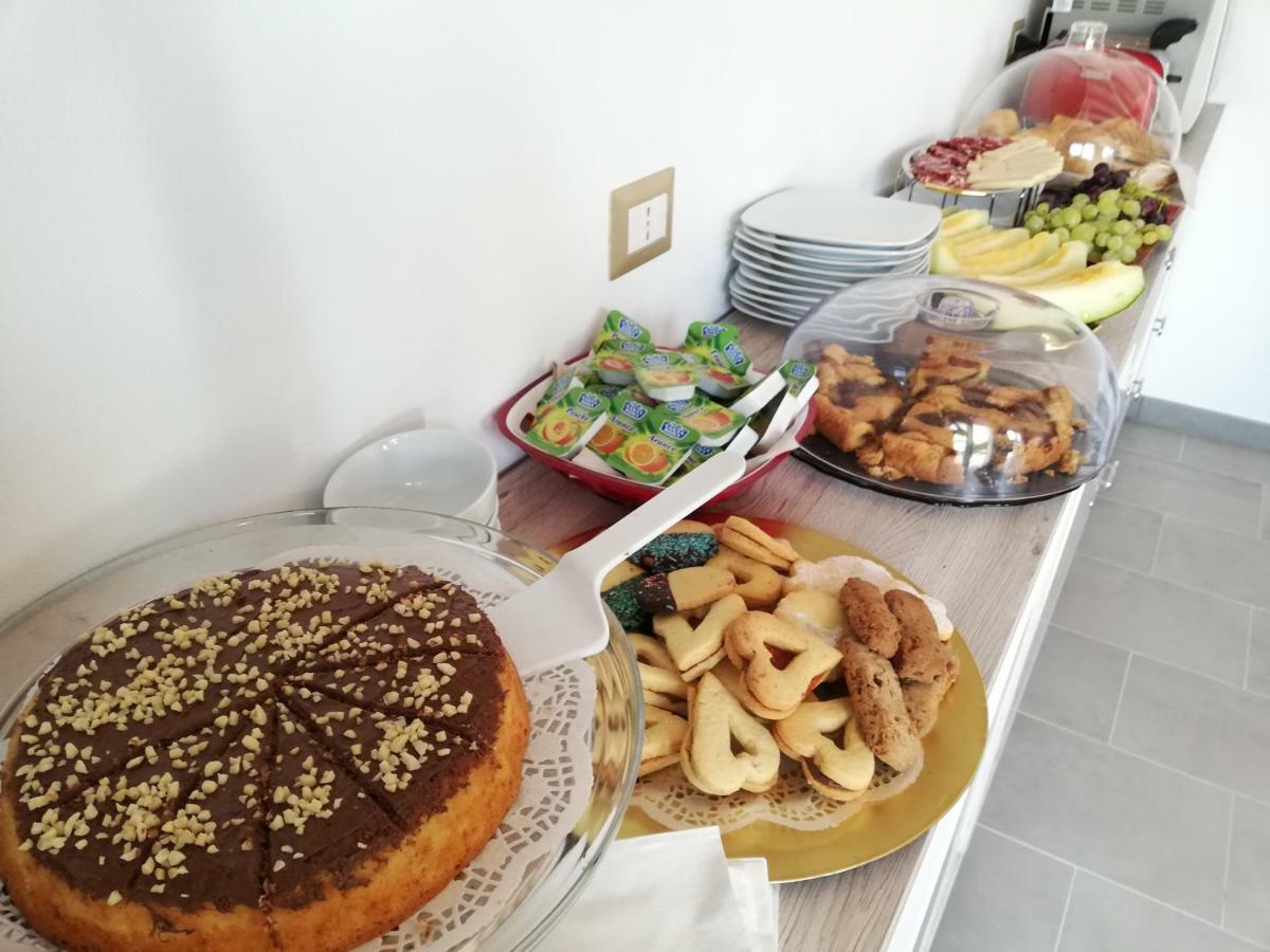 B&B Fiori Di Pesco Fertilia Dış mekan fotoğraf