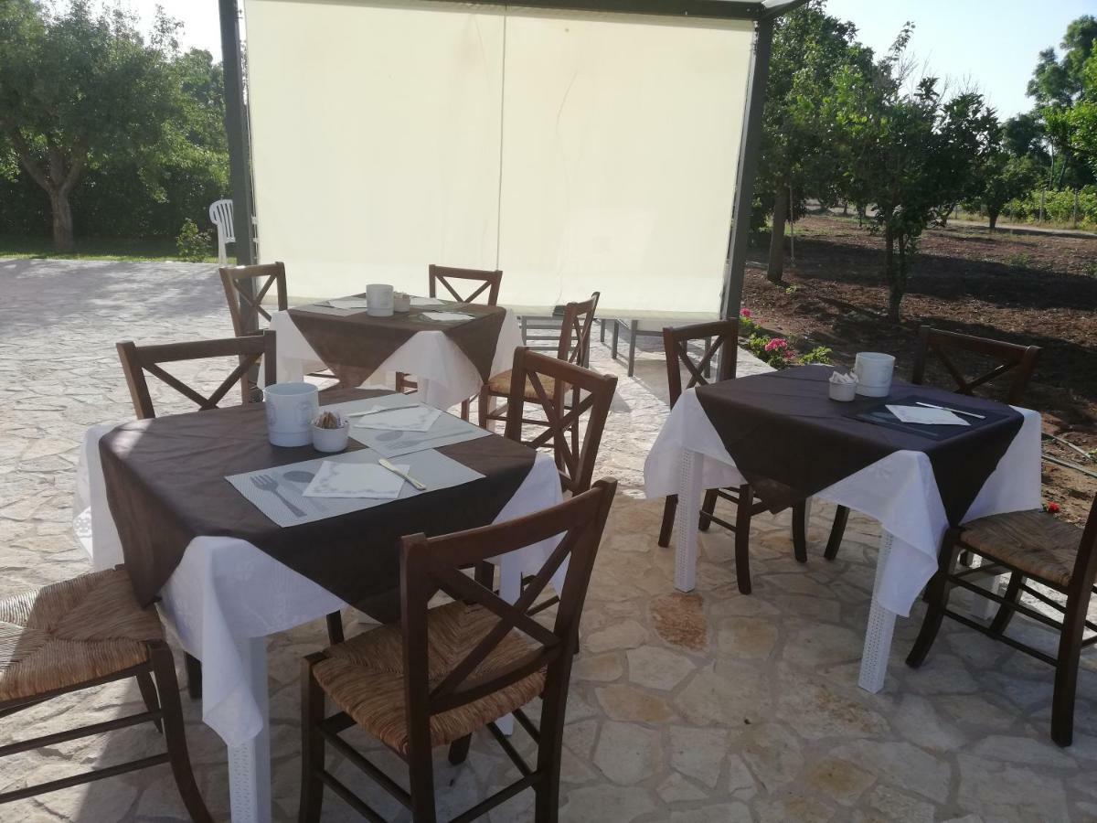 B&B Fiori Di Pesco Fertilia Dış mekan fotoğraf
